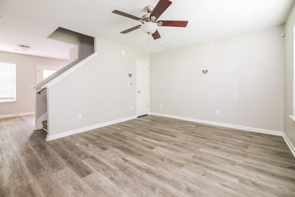Building Photo - 417 Randolph Dr