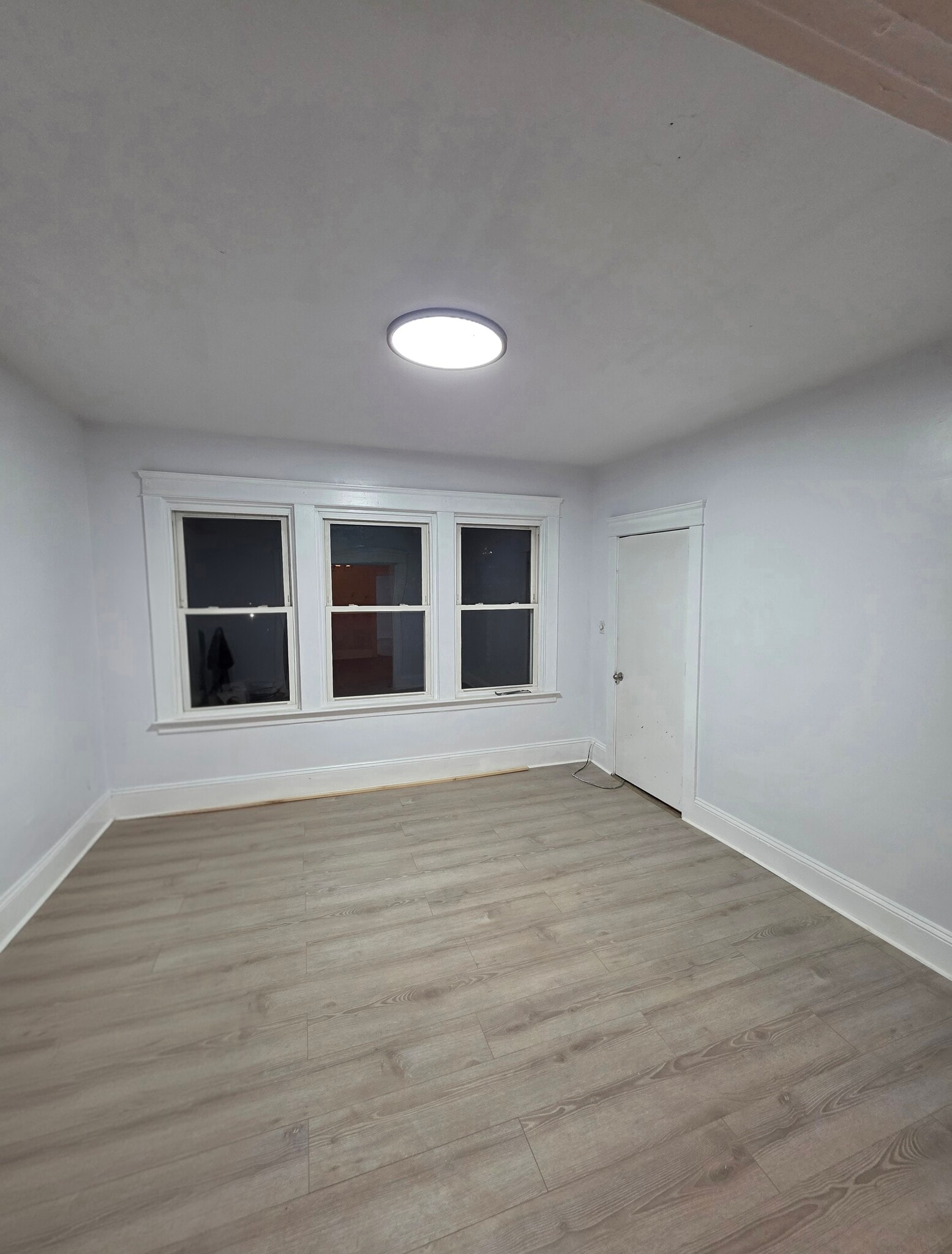 Building Photo - 267 New York Ave