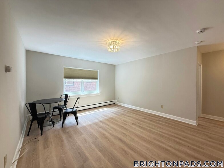 Building Photo - 63 Selkirk Rd