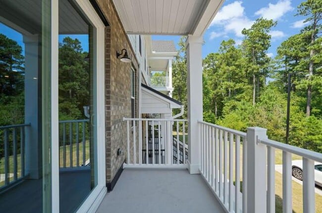 Building Photo - Modern, Spacious 2 Bed Townhome, Brier Creek Country Club, Golf course views!