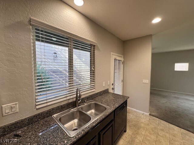 Building Photo - 6208 Red Jamboree Ct