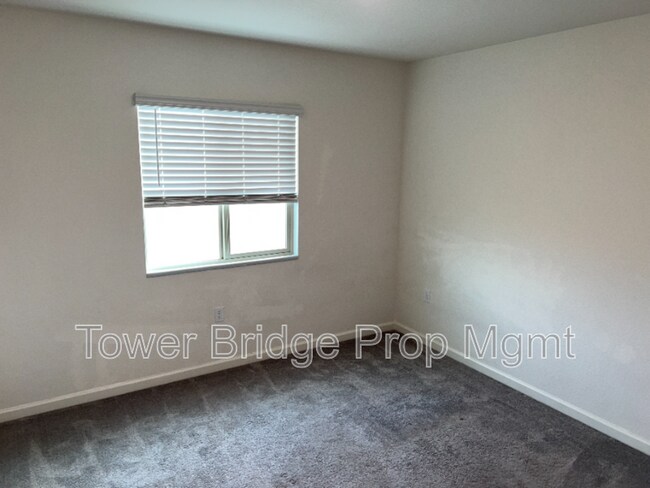 Building Photo - 12722 Montbrook Way