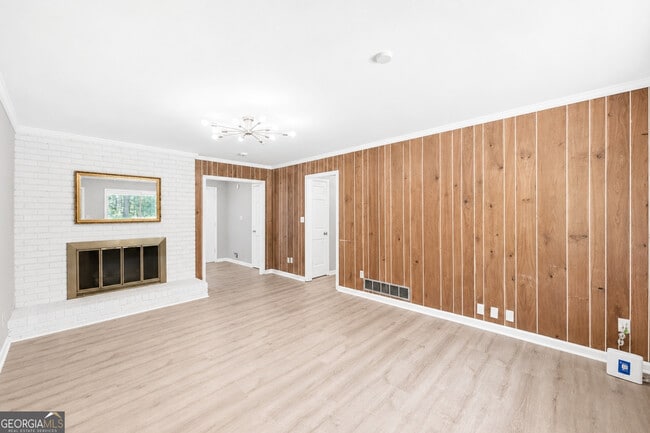 Building Photo - 3605 Flat Shoals Rd