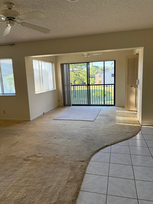 Building Photo - 503 Shady Pine Way