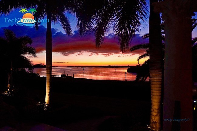 Building Photo - 1363 Oceanview Dr