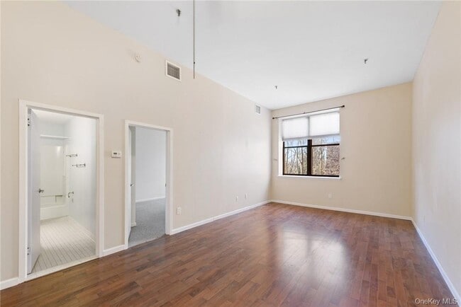 Building Photo - 55 McKinley Ave