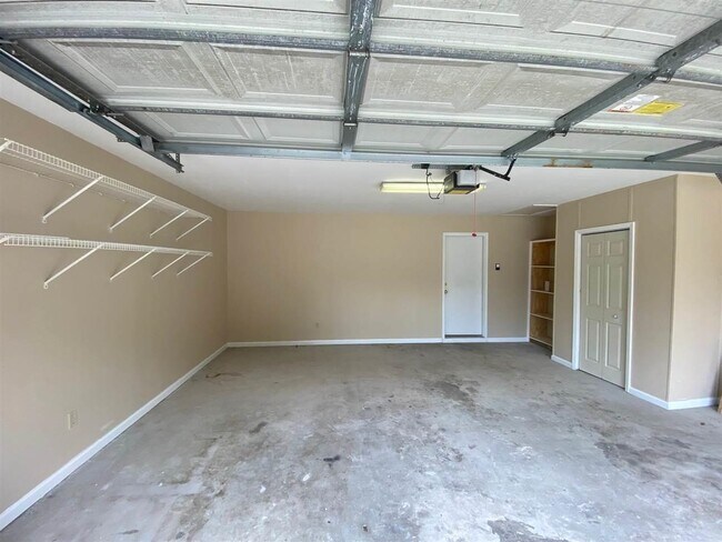 Building Photo - 2601 Cotuit Ln