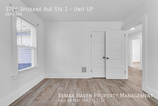 Building Photo - 3706 Spokane Ave Up  - Spacious 2 bed 1 ba...