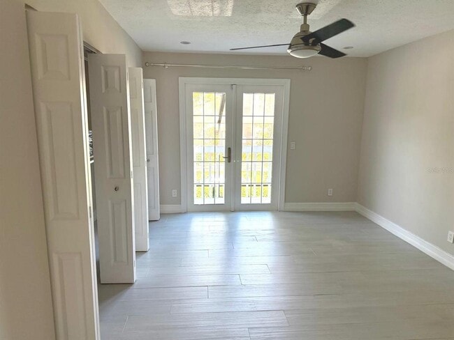 Building Photo - 603 S Dakota Ave