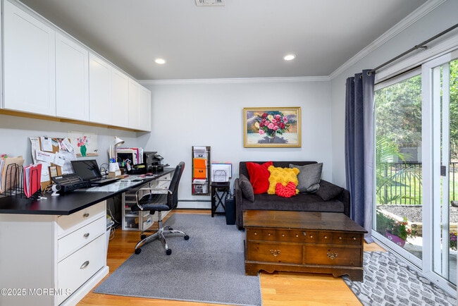 Building Photo - 103 Troumaka St