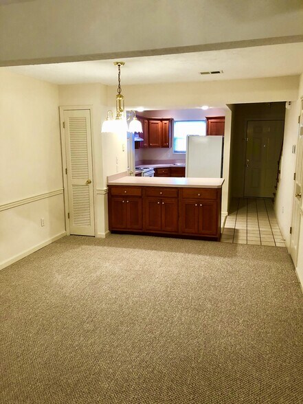 Building Photo - 1146 Northwood Loop