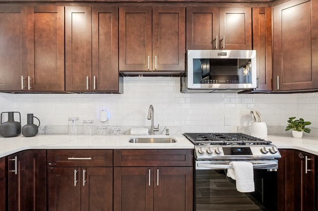 Building Photo - Stylishly Renovated 3-Bedroom Home with Private Patio in Grays Ferry — Accepting ALL PHA voucher ...