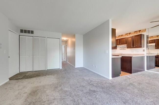 Building Photo - 310 Newport Ln