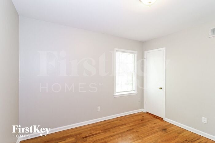 Building Photo - 1672 Sterling Dr