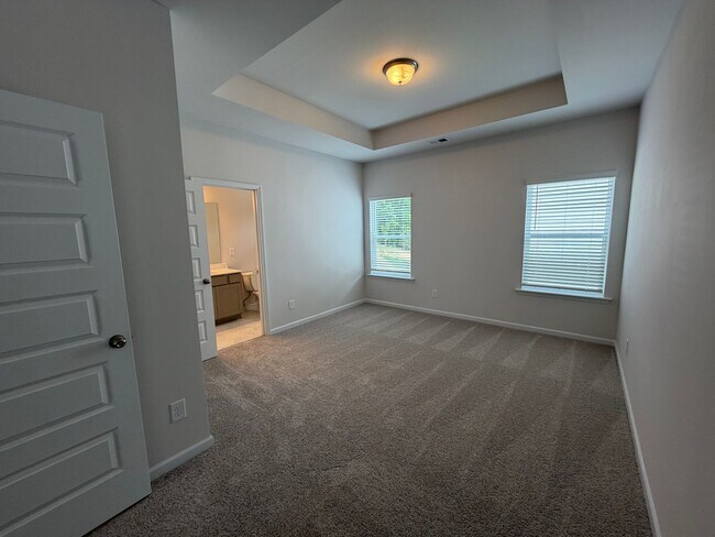 Building Photo - Brand New 4/3.5 House in West Rome- $2,195