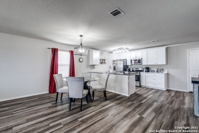 Building Photo - 31588 Bard Ln