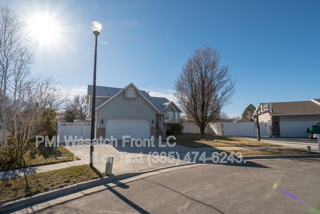 Building Photo - 794 E Savannah Ct