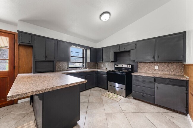 Building Photo - 308 Catalina Dr