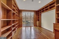 Building Photo - 2 Coldwater Ct