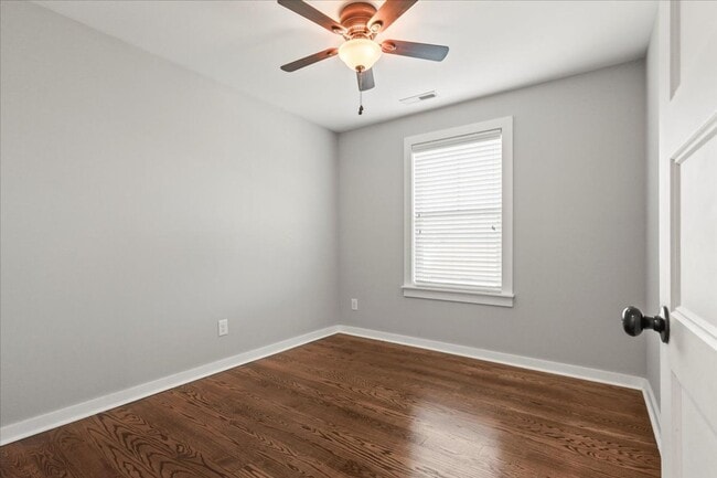 Building Photo - Your New Home! 3 Beds, 2.5 Baths, Hardwood Throughout, Fenced Back Yard, 3 Patios, + Community Pool!