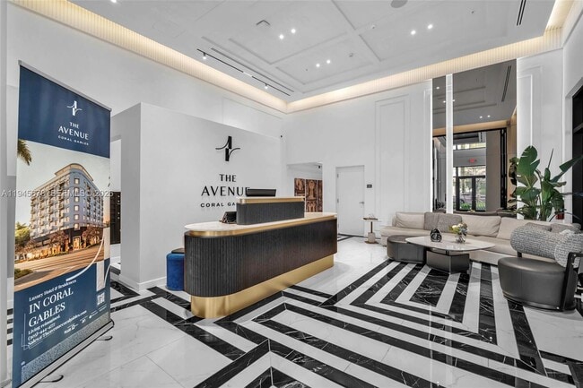 Building Photo - 4220 Laguna St