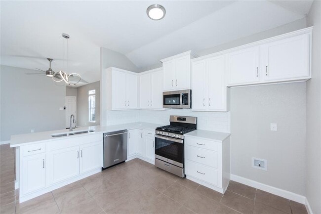 Building Photo - 141 Kype Cove