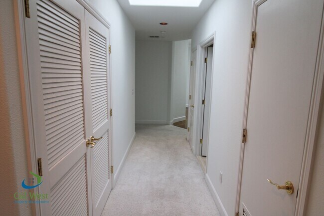 Building Photo - $5,295 - Elegant 3br / 2ba Condo in 55+ Lo...