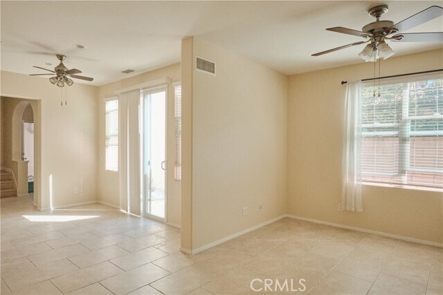 Building Photo - 38 Herringbone