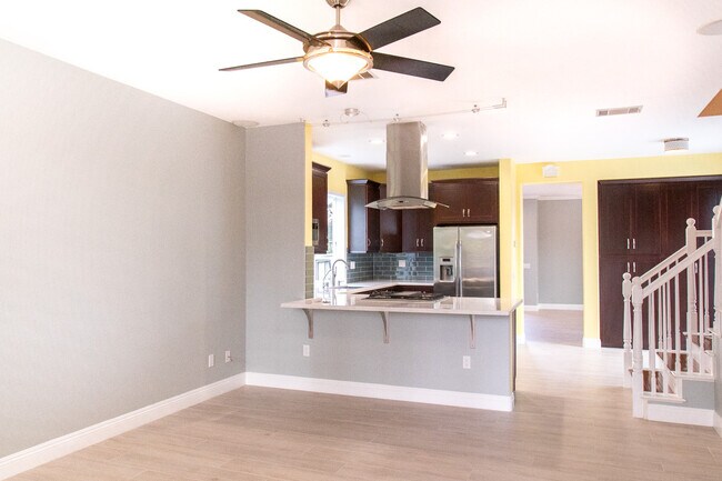 Building Photo - 3br/3.5ba Home in Carmel Valley-Torrey Hig...