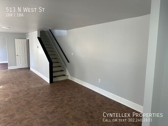 Building Photo - 513 N West St