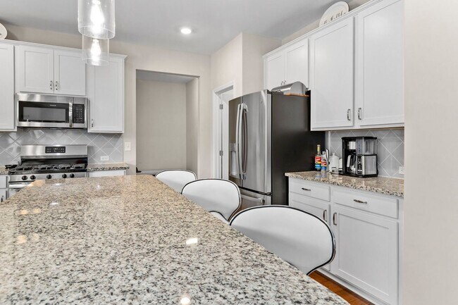 Building Photo - Spacious Ooltewah House Available