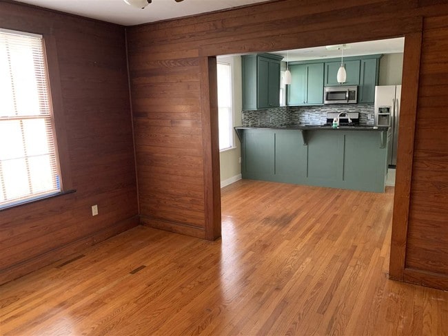 Building Photo - 1603 M L KING JR Blvd