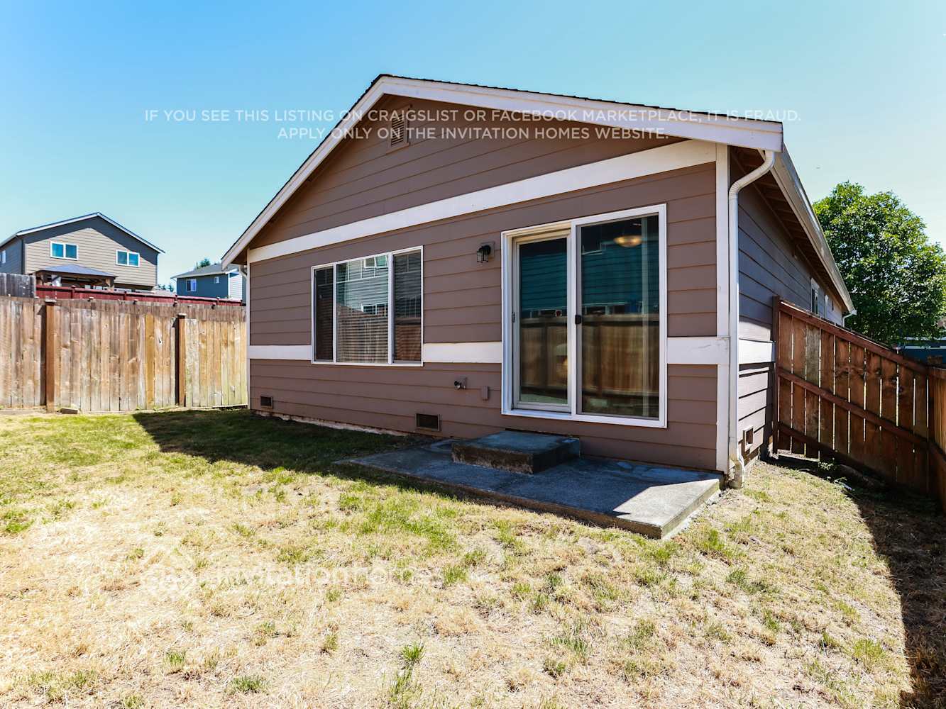 Building Photo - 7411 19th Pl SE