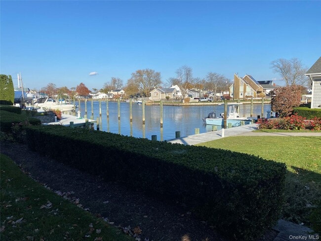 Building Photo - 16 Nicole Ct