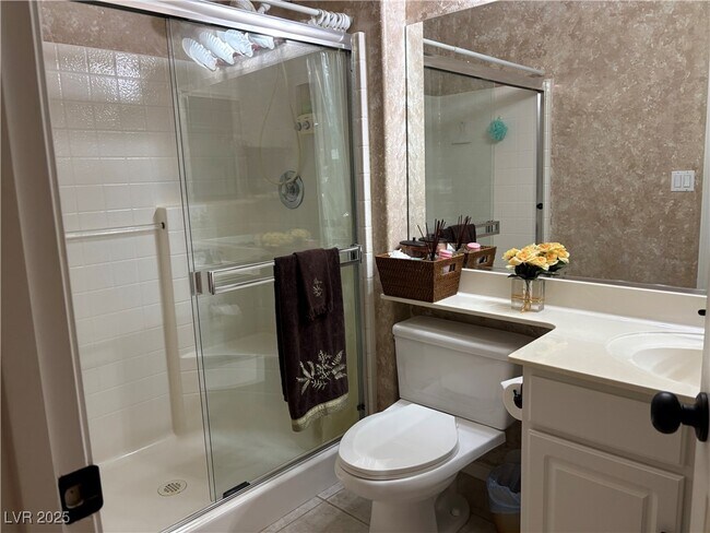Building Photo - 1164 Golf Club Dr