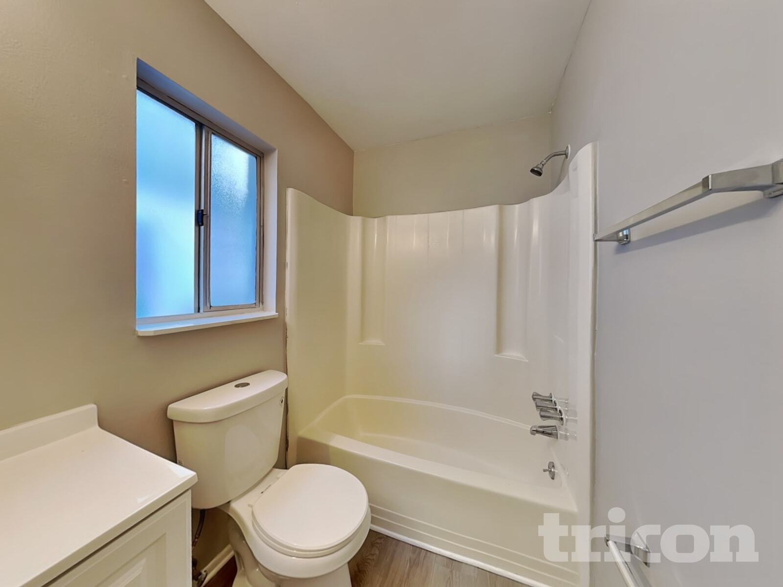Building Photo - 1455 Marigold Dr