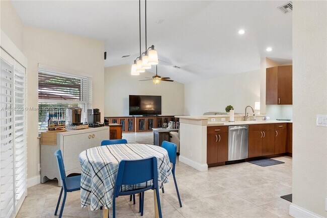 Building Photo - 8931 NW 55th Pl