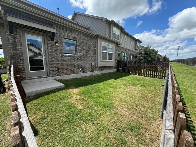 Building Photo - 17502 Bay Skipper Dr