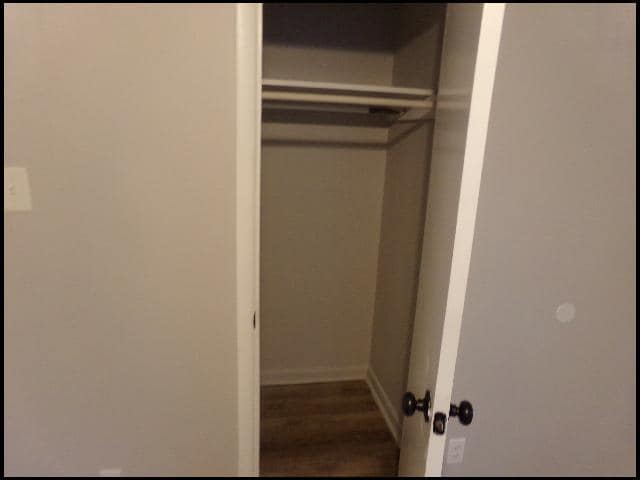 Building Photo - 7524 Knollwood Rd