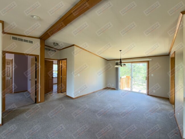 Building Photo - Country home near Keyhole and Devil's Tower