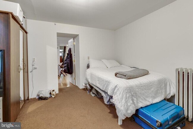 Building Photo - 3953 Baltimore Ave