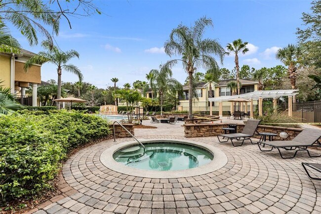 Building Photo - 10108 Courtney Oaks Cir