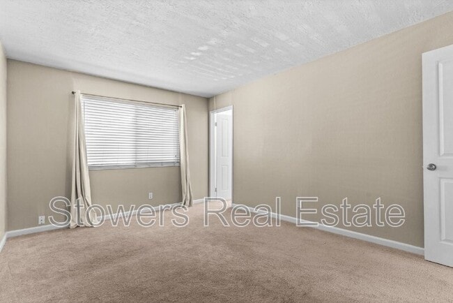 Building Photo - 2899 Fountainhead Dr
