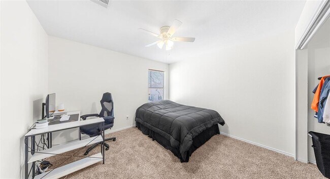 Building Photo - 8613 Wiley Way