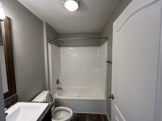 Building Photo - 10610 State Rte 762