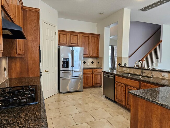 Building Photo - 2612 Zambia Dr