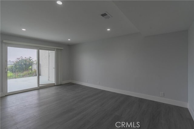 Building Photo - 633 Vista Bonita