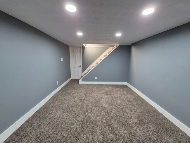 Building Photo - Only 4-bedroom 3 bathrooms in the area!
