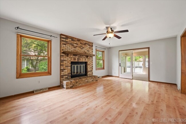 Building Photo - 30 Crofton Ct