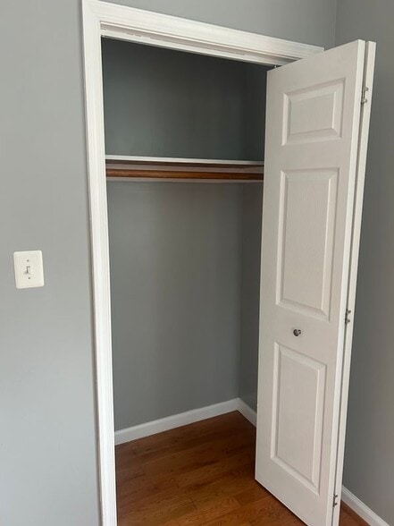 Building Photo - 1209 Madison St